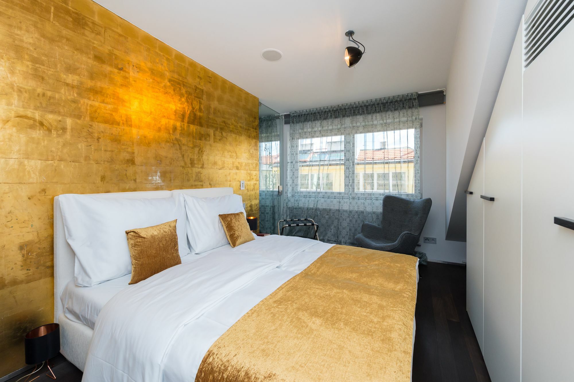 Empirent Gold Street Apartments Praag Buitenkant foto